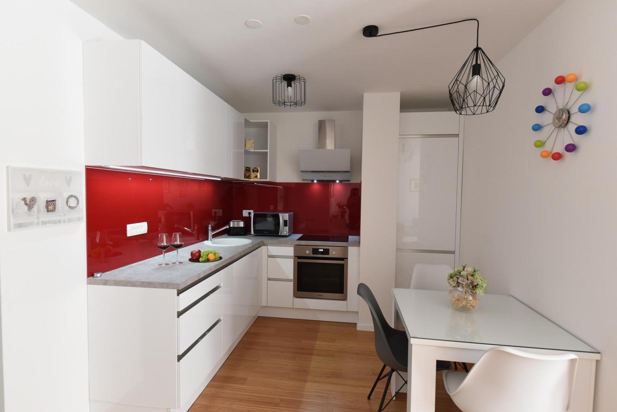 Mary'S Apartment - With Free Parking ซาเกร็บ ภายนอก รูปภาพ