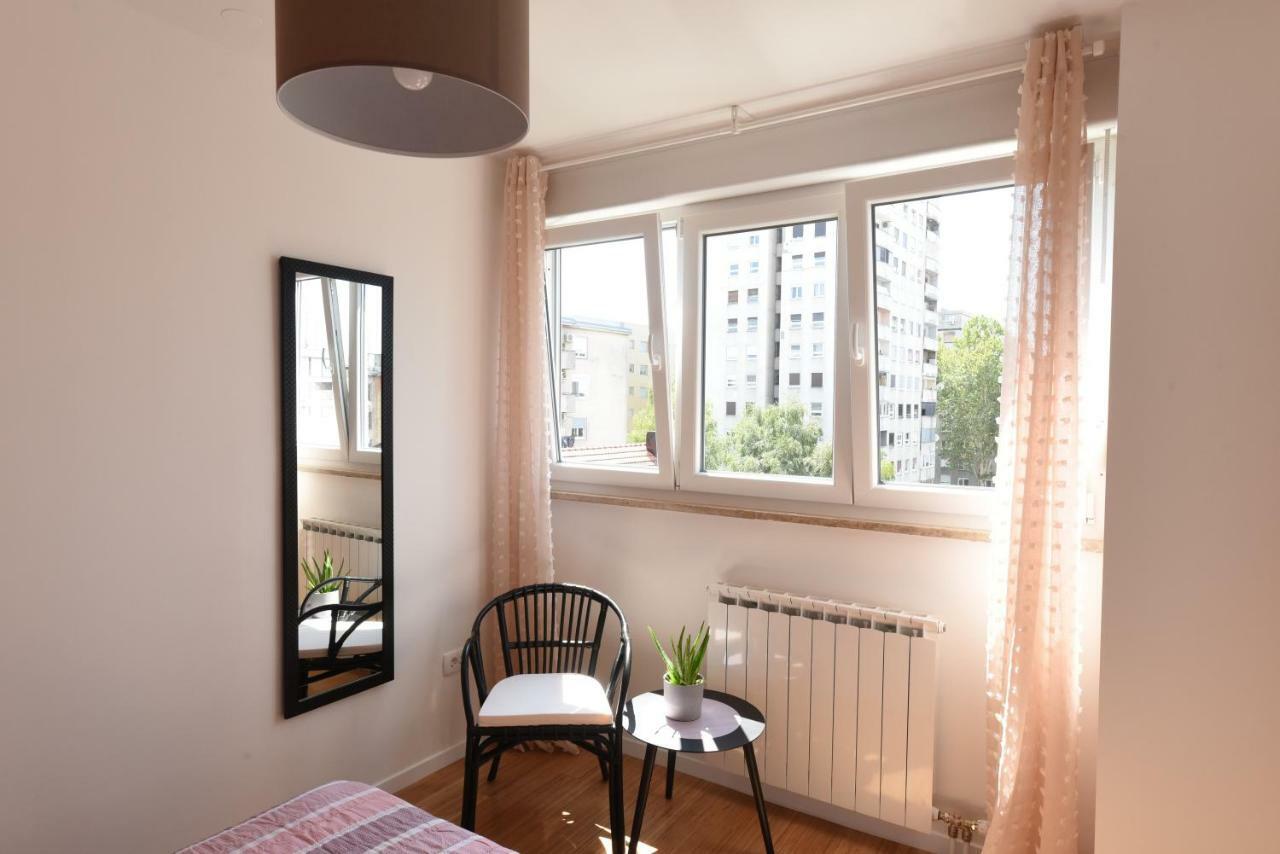 Mary'S Apartment - With Free Parking ซาเกร็บ ภายนอก รูปภาพ